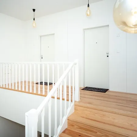 Xl Apartment